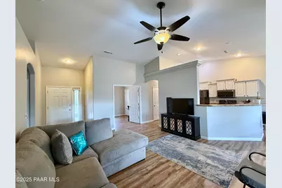 6622 E Farmstead Road, Prescott Valley, AZ 86314 - Photo 6