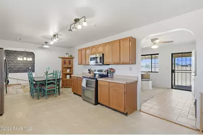9410 E Slash Arrow Drive, Prescott Valley, AZ 86315 - Photo 16
