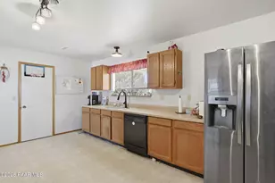 9410 E Slash Arrow Dr, Prescott Valley, AZ 86315 - Photo 18