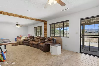 9410 E Slash Arrow Drive, Prescott Valley, AZ 86315 - Photo 14