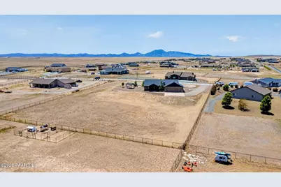 10425 N Steel Road, Prescott Valley, AZ 86315 - Photo 2