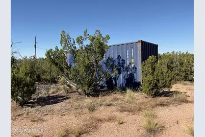 26797 W Fort Rock Road, Seligman, AZ 86337 - Photo 6