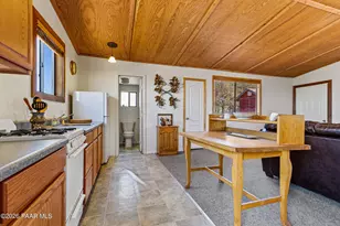 33749 W Whiskey River Rd, Seligman, AZ 86337 - Photo 14