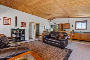 33749 W Whiskey River Rd, Seligman, AZ 86337 - Photo 10