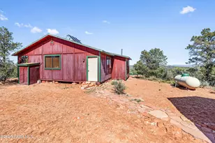 33749 W Whiskey River Rd, Seligman, AZ 86337 - Photo 8