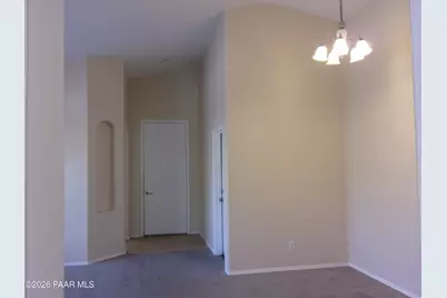 7612 E Dusty Boot Road, Prescott Valley, AZ 86315 - Photo 2