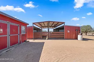 610 W Valleri Ann Rd, Paulden, AZ 86334 - Photo 58