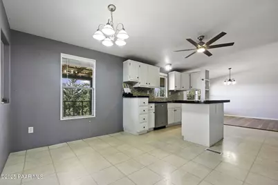 18125 E Roper Way, Dewey-Humboldt, AZ 86327 - Photo 16