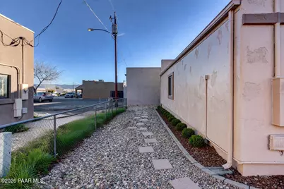 8056 E Valley Road, Prescott Valley, AZ 86314 - Photo 4