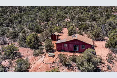 1038/1039 W Whiskey Run Road, Seligman, AZ 86377 - Photo 4