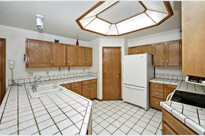 305 Ridge Court, Prescott, AZ 86303 - Photo 10