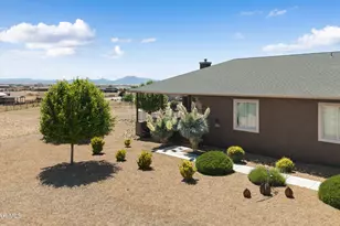 8970 N Crimson Canyon Rd, Prescott Valley, AZ 86315 - Photo 2
