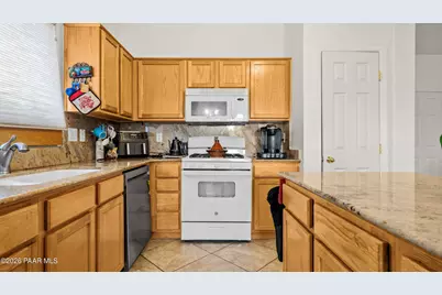 12833 E Moreno Street, Dewey-Humboldt, AZ 86327 - Photo 14