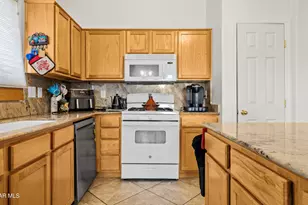 12833 E Moreno St, Dewey-Humboldt, AZ 86327 - Photo 14