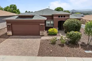 12833 E Moreno St, Dewey-Humboldt, AZ 86327 - Photo 2