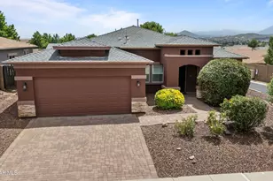 12833 E Moreno St, Dewey-Humboldt, AZ 86327 - Photo 1