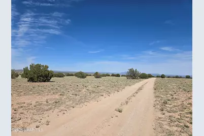 256D Old Antelope Run Road, Ash Fork, AZ 86320 - Photo 8