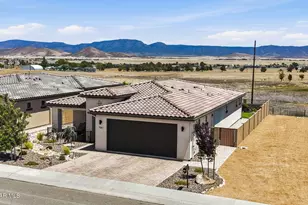 7061 N Robin Nest Ct, Prescott Valley, AZ 86315 - Photo 2