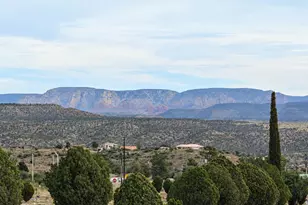 1080 Hummingbird Ln, Clarkdale, AZ 86324 - Photo 2