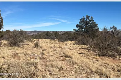 54506 N Shadow Mountain Circle, Seligman, AZ 86337 - Photo 6
