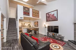 237 Creekside Cir, Prescott, AZ 86303 - Photo 2
