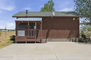 2285 W Bayberry Dr, Paulden, AZ 86334 - Photo 10