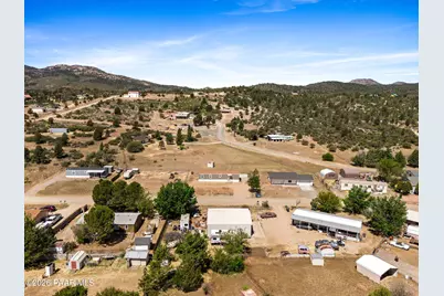 18296 S Frontier Road, Peeples Valley, AZ 86332 - Photo 36