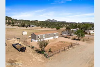 18296 S Frontier Road, Peeples Valley, AZ 86332 - Photo 32