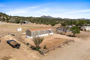 18296 S Frontier Rd, Peeples Valley, AZ 86332 - Photo 32