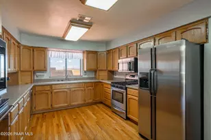 9480 E Rancho Vista Dr, Prescott Valley, AZ 86314 - Photo 10