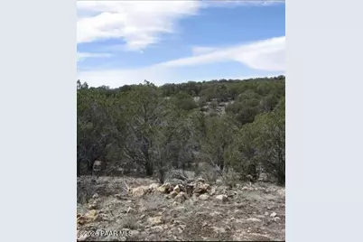 918 Wolf Road, Ash Fork, AZ 86320 - Photo 20