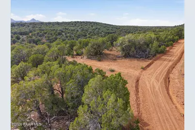 918 Wolf Road, Ash Fork, AZ 86320 - Photo 10