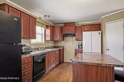 53430 N La Plata Drive, Seligman, AZ 86337 - Photo 8