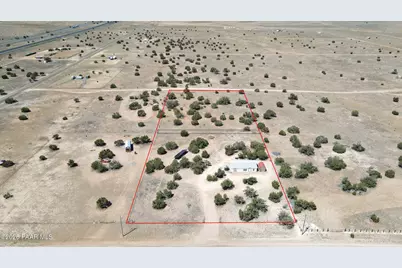53430 N La Plata Drive, Seligman, AZ 86337 - Photo 2