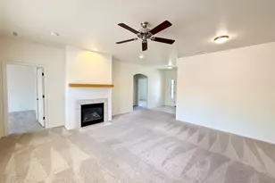 1210 Gardenia Ln, Prescott, AZ 86305 - Photo 4