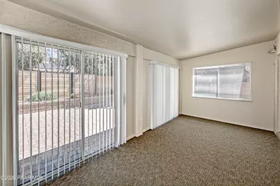 11784 E Longhorn Drive, Dewey-Humboldt, AZ 86327 - Photo 12