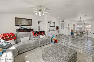 12940 E Stonewall Dr, Dewey-Humboldt, AZ 86329 - Photo 8