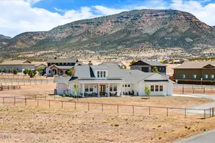 12642 E Bareback Rd, Prescott Valley, AZ 86315 - Photo 2
