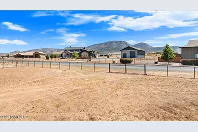 12642 E Bareback Road, Prescott Valley, AZ 86315 - Photo 60