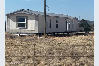 25085 Hillcrest Drive, Seligman, AZ 86337 - Photo 2