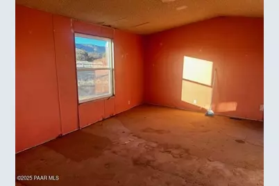25085 Hillcrest Drive, Seligman, AZ 86337 - Photo 16