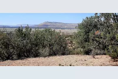 25713 W Medicine Man Trail, Seligman, AZ 86337 - Photo 20