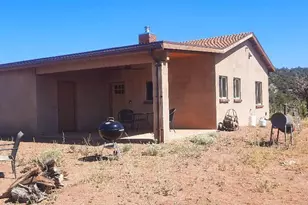 25713 W Medicine Man Trl, Seligman, AZ 86337 - Photo 2