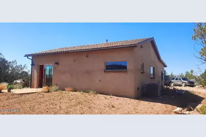 25713 W Medicine Man Trail, Seligman, AZ 86337 - Photo 4