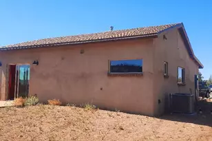 25713 W Medicine Man Trl, Seligman, AZ 86337 - Photo 4