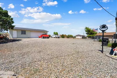 20143 E Mesa Verde Road, Mayer, AZ 86333 - Photo 22
