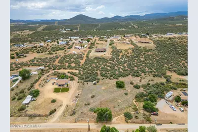 10665 E Janet Way, Dewey-Humboldt, AZ 86327 - Photo 8