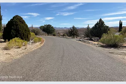 20701 E Deer Valley Lane, Mayer, AZ 86333 - Photo 4