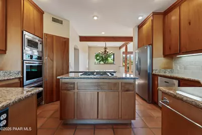 2715 W Green Brier Drive, Prescott, AZ 86305 - Photo 28