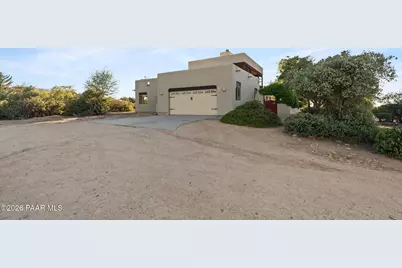 2715 W Green Brier Drive, Prescott, AZ 86305 - Photo 8